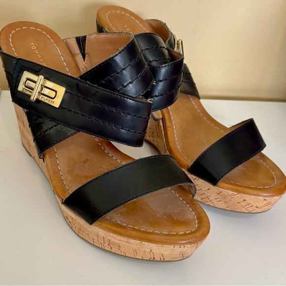 Tommy Hilfiger| Black FauxLeather ‘Mili’ Cork Wedge Sandal Shoe 4” Heel Sz 8.5 - Picture 1 of 9